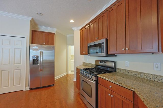 212 BREAKERS LANE, Apollo Beach, FL 33572