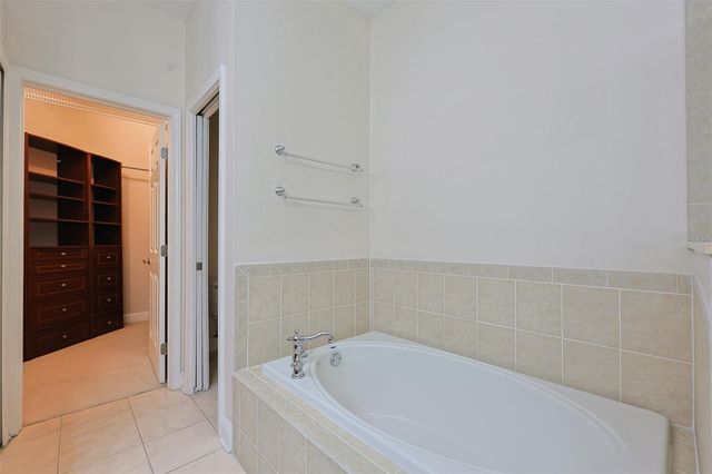 212 BREAKERS LANE, Apollo Beach, FL 33572