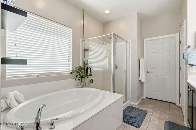 10967 E White Sage Drive, Tucson, AZ 85747