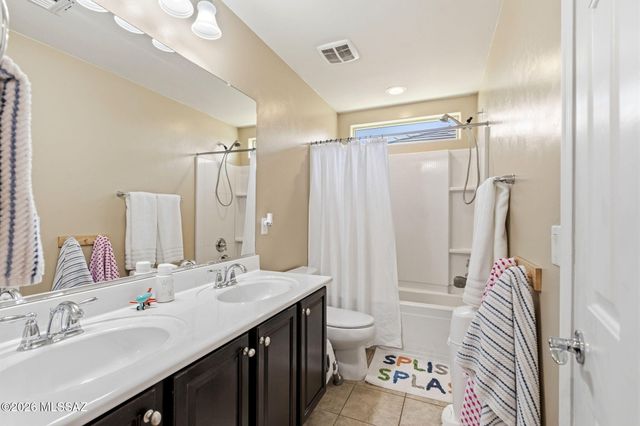 10967 E White Sage Drive, Tucson, AZ 85747