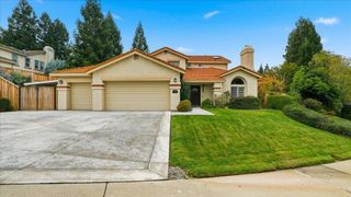 105 Waterboro Sqr, Folsom, CA 95630
