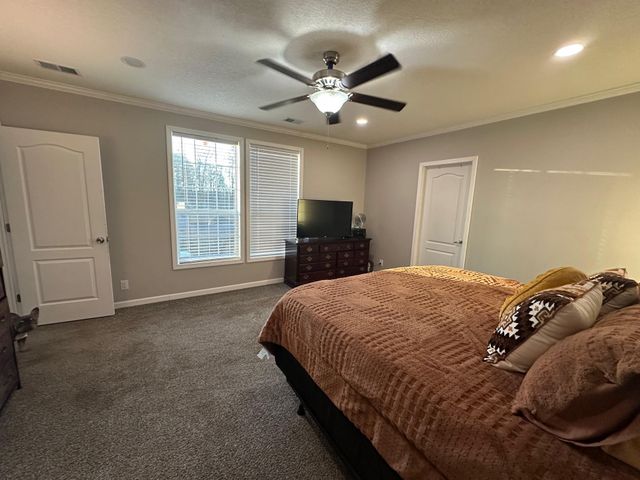 561 Coburn Road, Cleveland, TX 77328