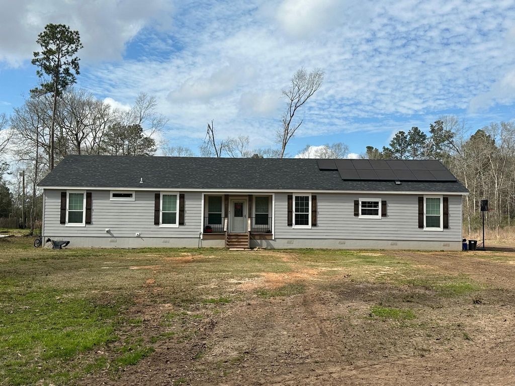 561 Coburn Road, Cleveland, TX 77328