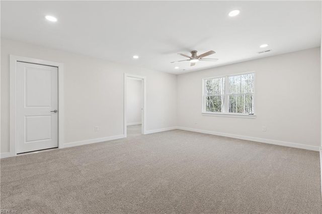 11348 East West PW, Gloucester, VA 23061