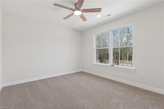 11348 East West PW, Gloucester, VA 23061