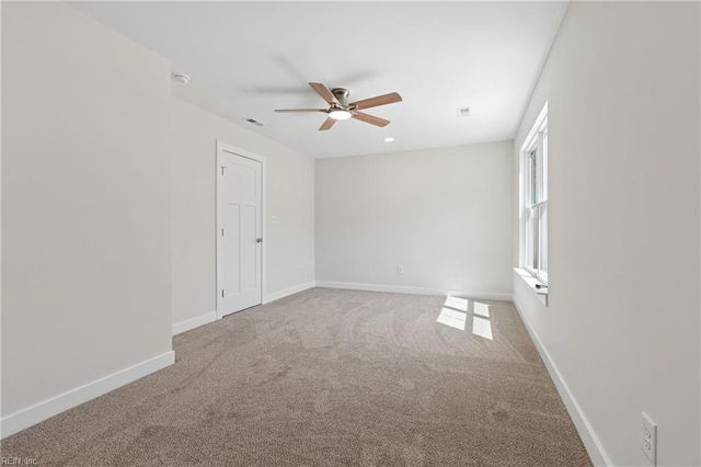 11348 East West PW, Gloucester, VA 23061