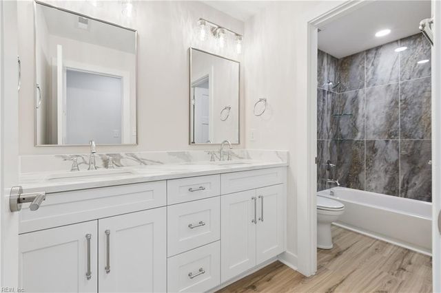 11348 East West PW, Gloucester, VA 23061