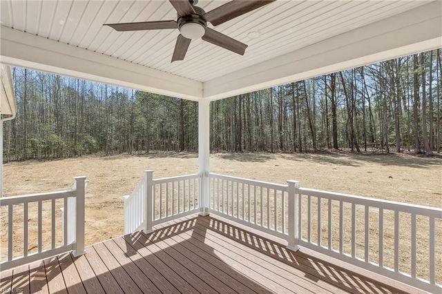 11348 East West PW, Gloucester, VA 23061