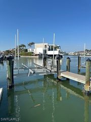 BS# 26 4090 Gulf Shore BLVD N, Naples, FL 34103