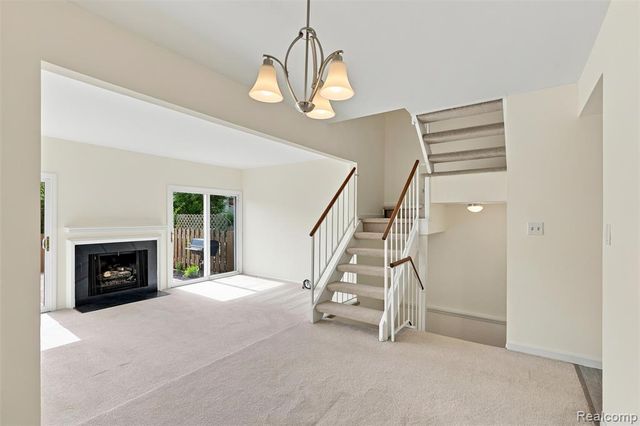 1794 Brentwood Drive, Troy, MI 48098