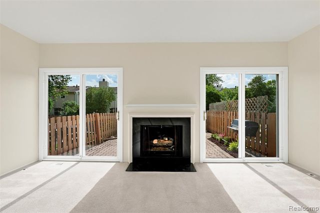 1794 Brentwood Drive, Troy, MI 48098
