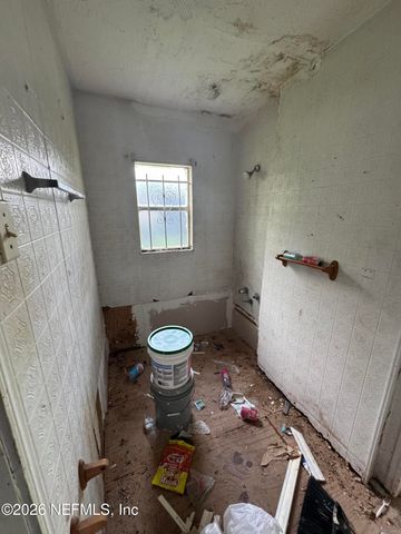 1822 W 25TH Street, Jacksonville, FL 32209