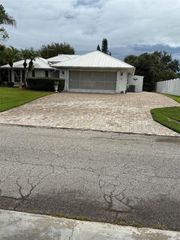 173 Delmar Street, Sebastian, FL 32958