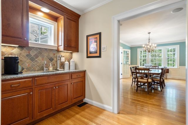 1172 Lowell Rd, Concord, MA 01742