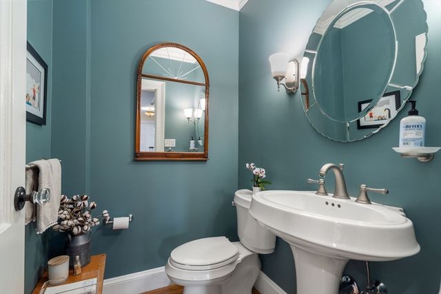 1172 Lowell Rd, Concord, MA 01742