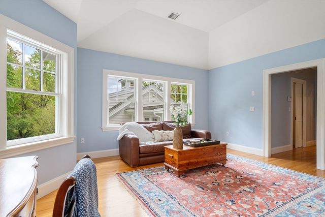 1172 Lowell Rd, Concord, MA 01742