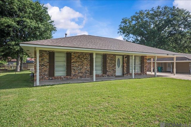 2829 March St, Zachary, LA 70791