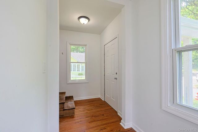 20 Nevins Street, Ellenville, NY 12428