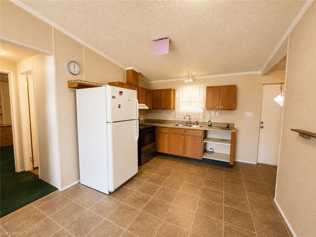 2501 Gail Helen CT, North Fort Myers, FL 33917