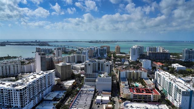 100 CENTRAL AVENUE K817, Sarasota, FL 34236