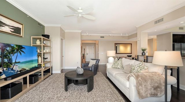 100 CENTRAL AVENUE K817, Sarasota, FL 34236