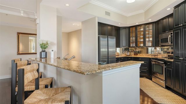 100 CENTRAL AVENUE K817, Sarasota, FL 34236