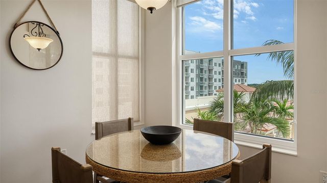 100 CENTRAL AVENUE K817, Sarasota, FL 34236