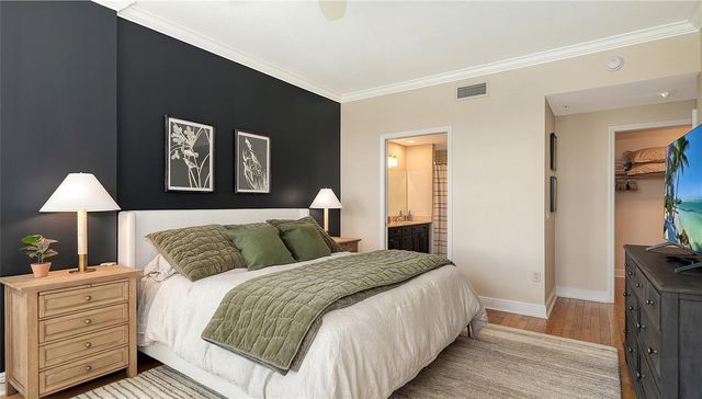 100 CENTRAL AVENUE K817, Sarasota, FL 34236