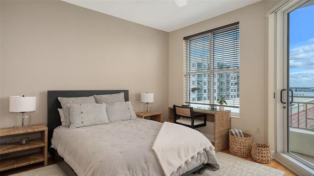 100 CENTRAL AVENUE K817, Sarasota, FL 34236