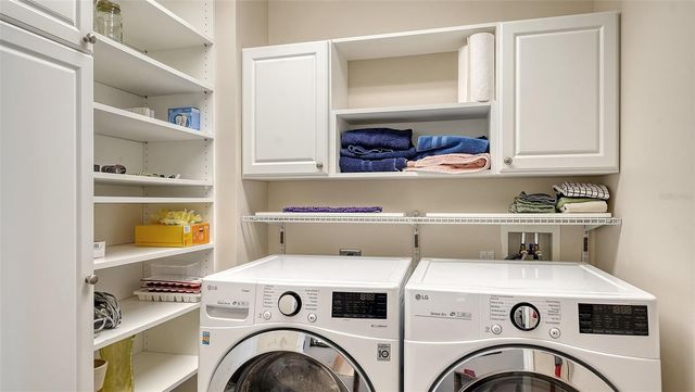 100 CENTRAL AVENUE K817, Sarasota, FL 34236