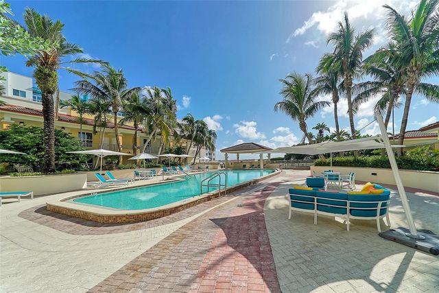 100 CENTRAL AVENUE K817, Sarasota, FL 34236