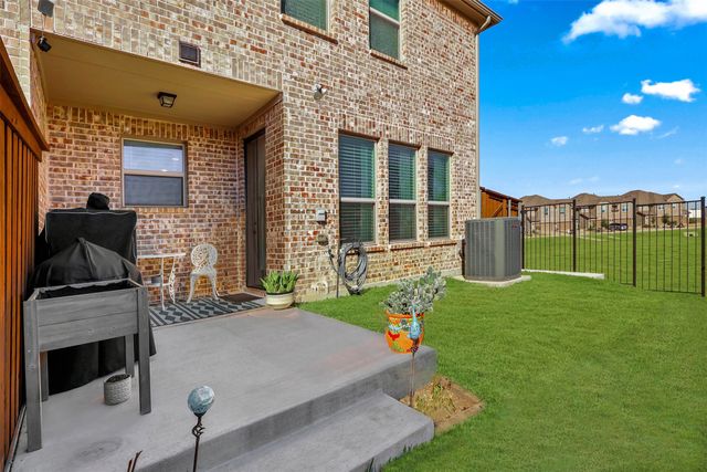 1042 Mj Brown Street, Allen, TX 75002