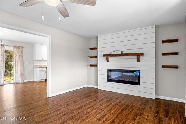 2905 Pleasant View Ave, Maryville, TN 37803