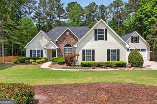 836 Winding Grove Lane, Loganville, GA 30052