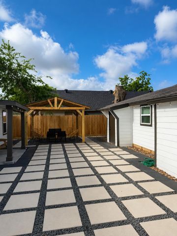 3614 Billingsley Street, Houston, TX 77009
