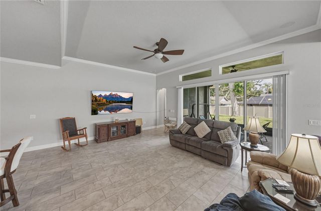 1017 TRACEY ANN LOOP, Seffner, FL 33584
