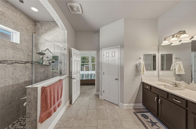 1017 TRACEY ANN LOOP, Seffner, FL 33584