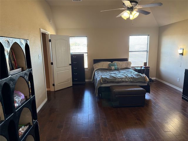 165 Churchill Circle, Weatherford, TX 76085