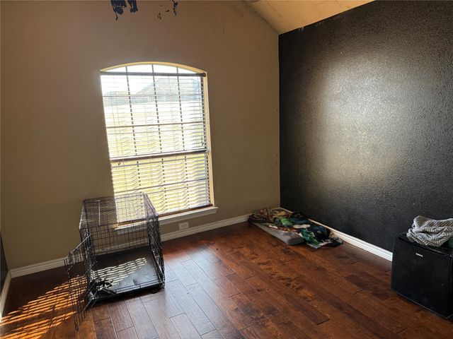 165 Churchill Circle, Weatherford, TX 76085