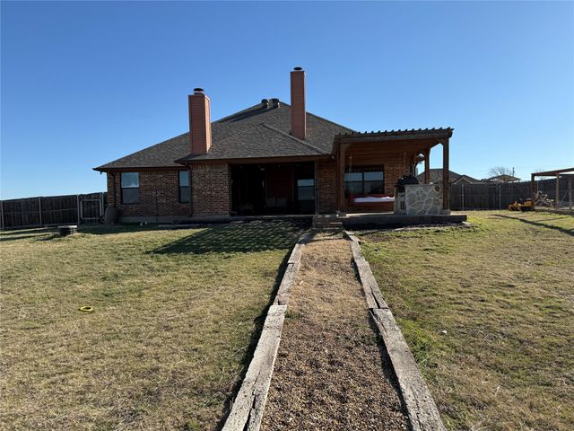165 Churchill Circle, Weatherford, TX 76085