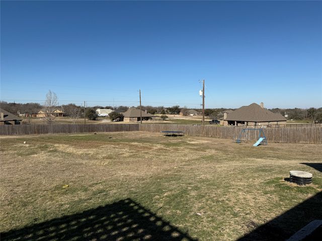 165 Churchill Circle, Weatherford, TX 76085