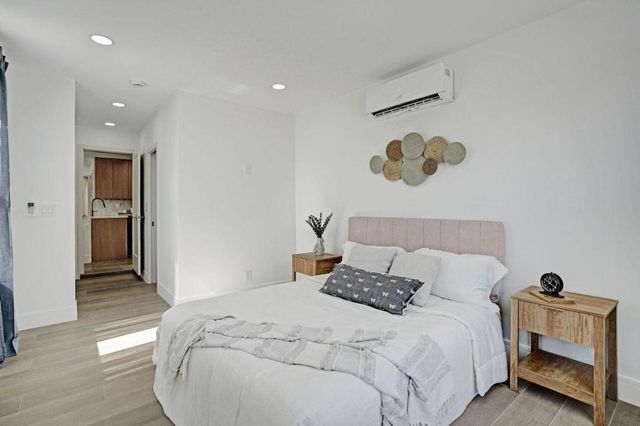 126 SW 7th Avenue, Delray Beach, FL 33444