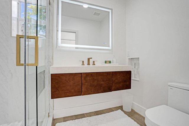 126 SW 7th Avenue, Delray Beach, FL 33444