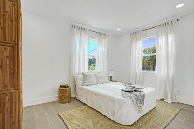 126 SW 7th Avenue, Delray Beach, FL 33444