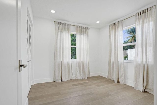 126 SW 7th Avenue, Delray Beach, FL 33444