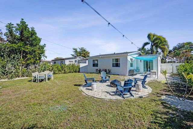 126 SW 7th Avenue, Delray Beach, FL 33444