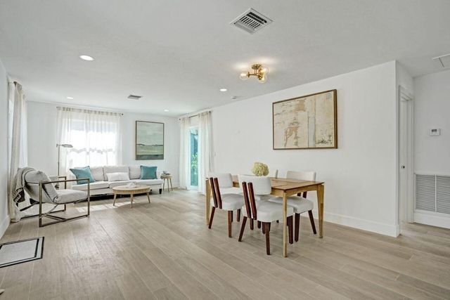 126 SW 7th Avenue, Delray Beach, FL 33444