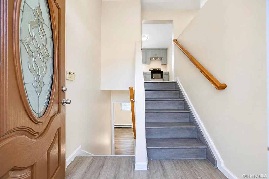 84 Arlington, Wyandanch, NY 11798 — photo 4
