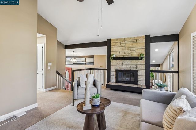 2609 Moraga Dr, Pinole, CA 94564