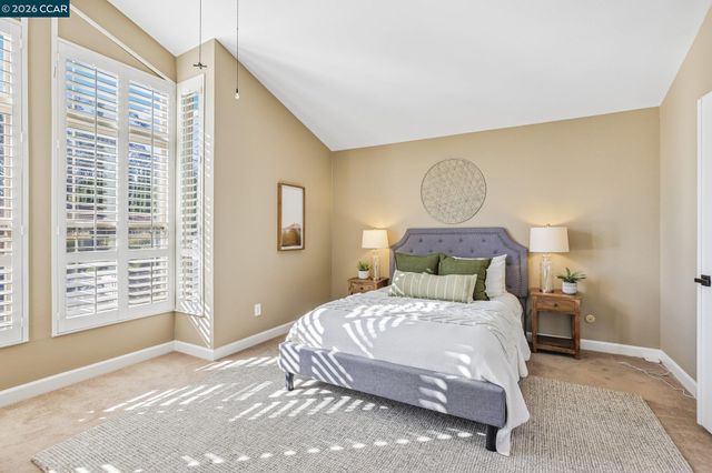 2609 Moraga Dr, Pinole, CA 94564